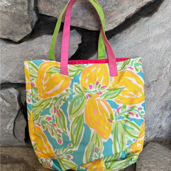 Lilly Pulitzerer Lemon Tote Bag - Picture 3 of 4